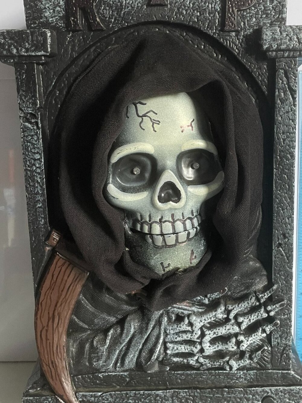 Halloween Vintage 2007 Talking Lights Tombstone Animated Skull Grim Reaper
